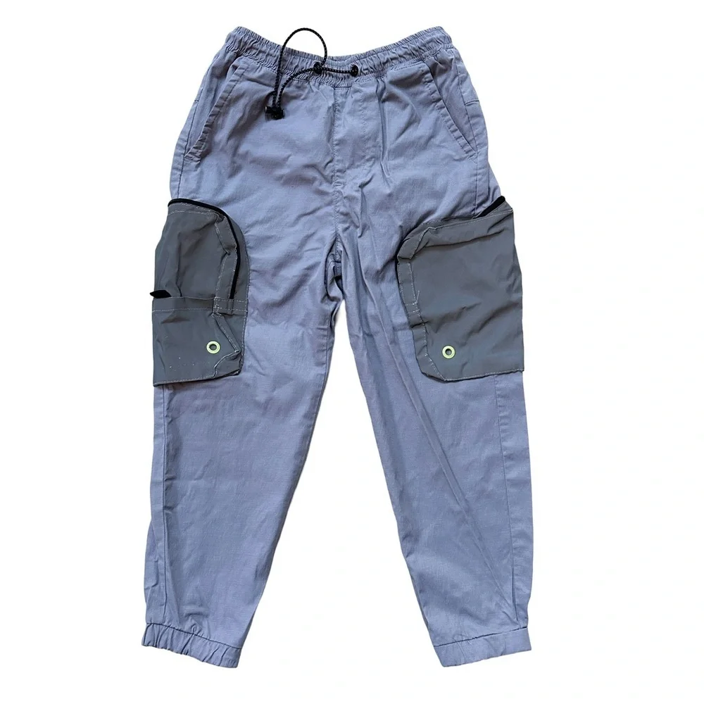 ⭐️ 5 for $25 RESERVED Kids Gray Cargo Pants Reflective Pockets Size 5-6 Yrs - Picture 1 of 8